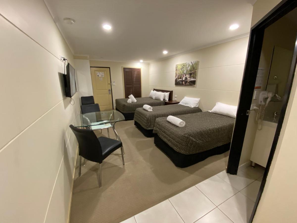 Club Motel 4*